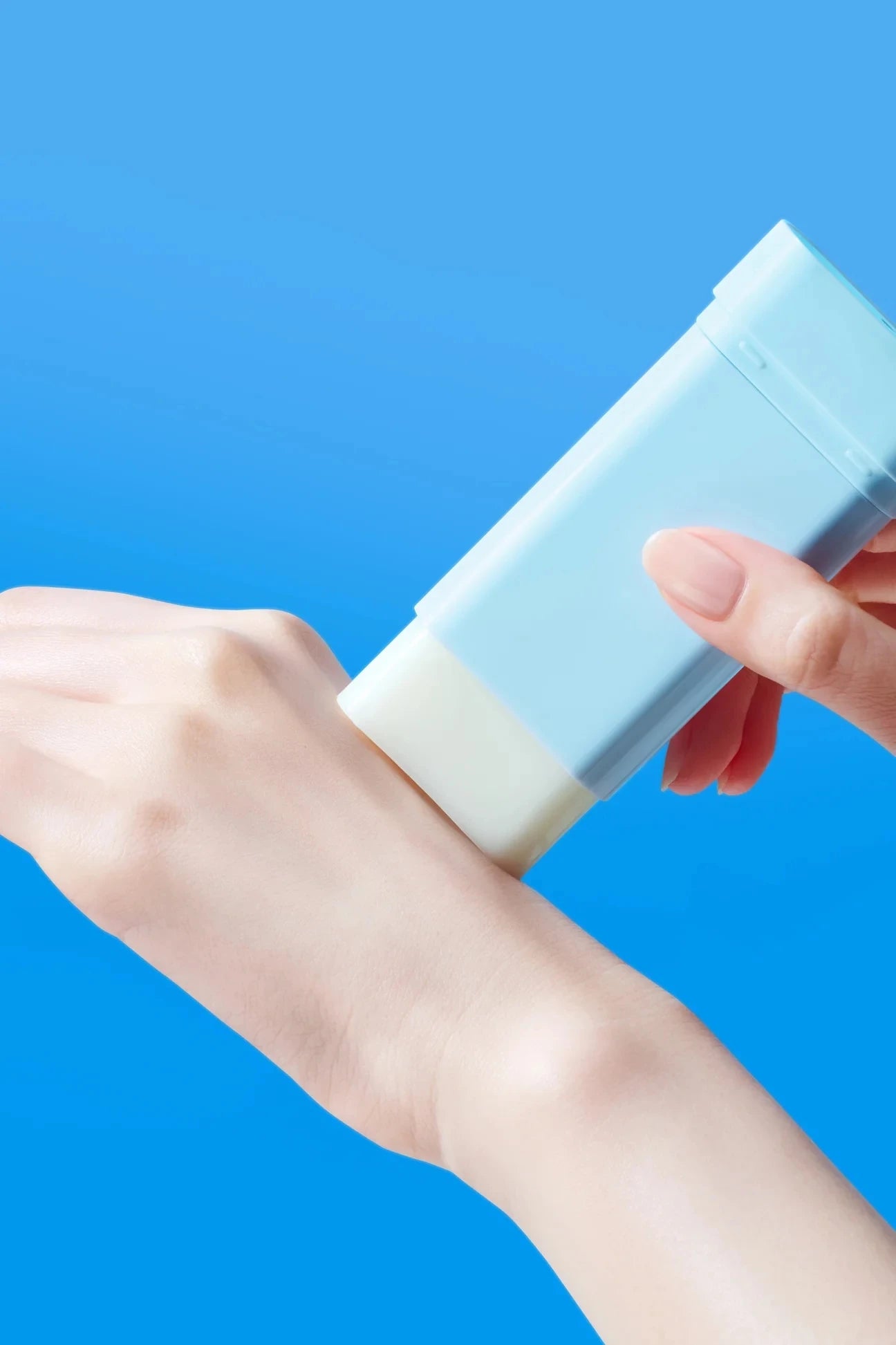 Protetor Solar em Bastão com Efeito Refrescante e Hidratante | Uniformiza a Pele, Ilumina e Protege com Filtro UV – Compacto e Fácil de Levar